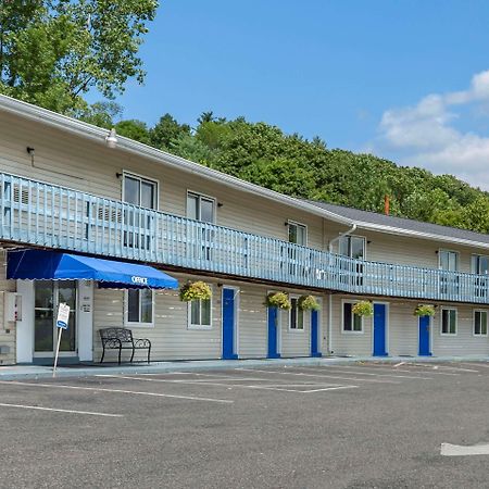 Econo Lodge Lee - Great Barrington Dış mekan fotoğraf