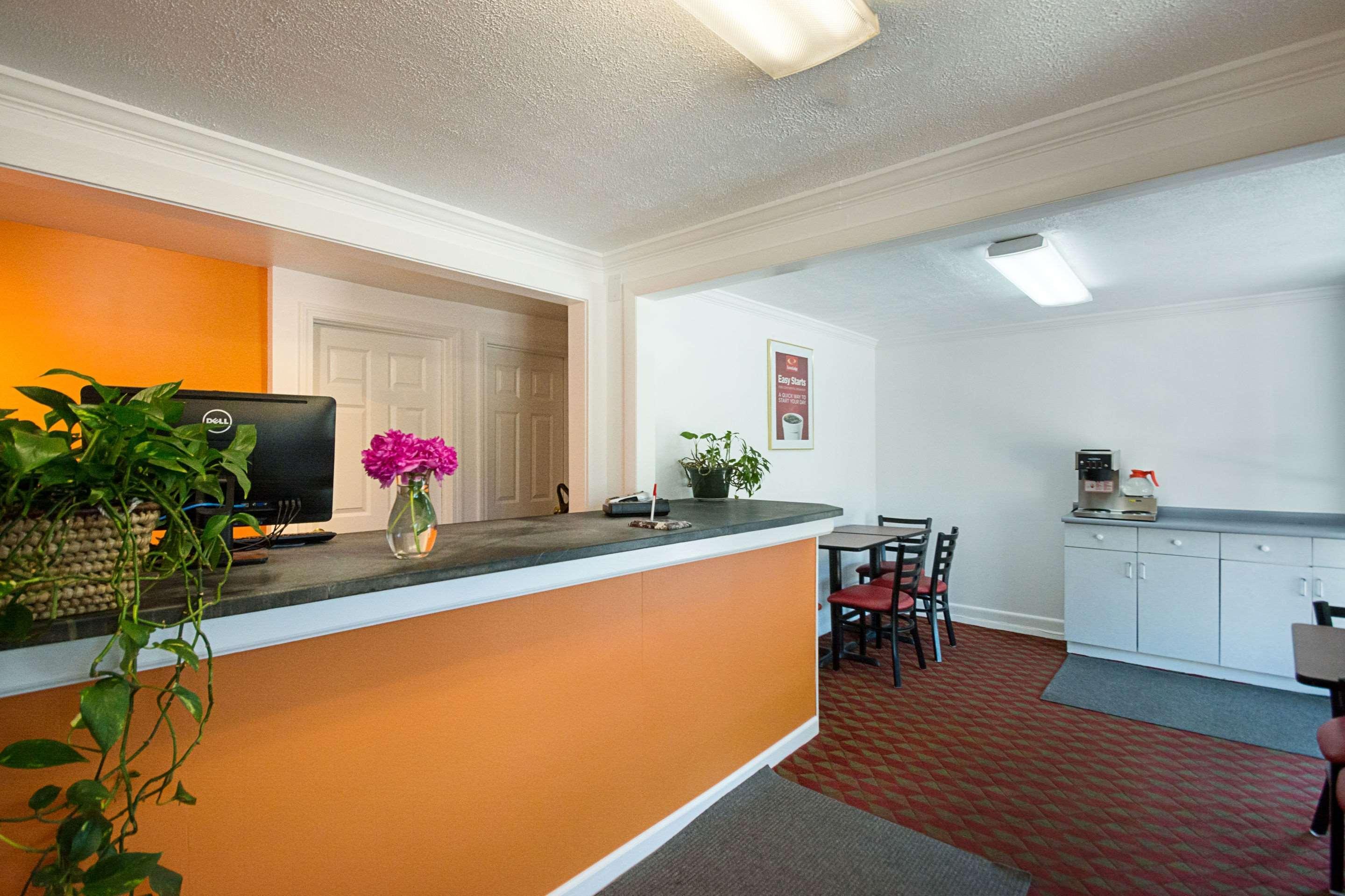 Econo Lodge Lee - Great Barrington Dış mekan fotoğraf