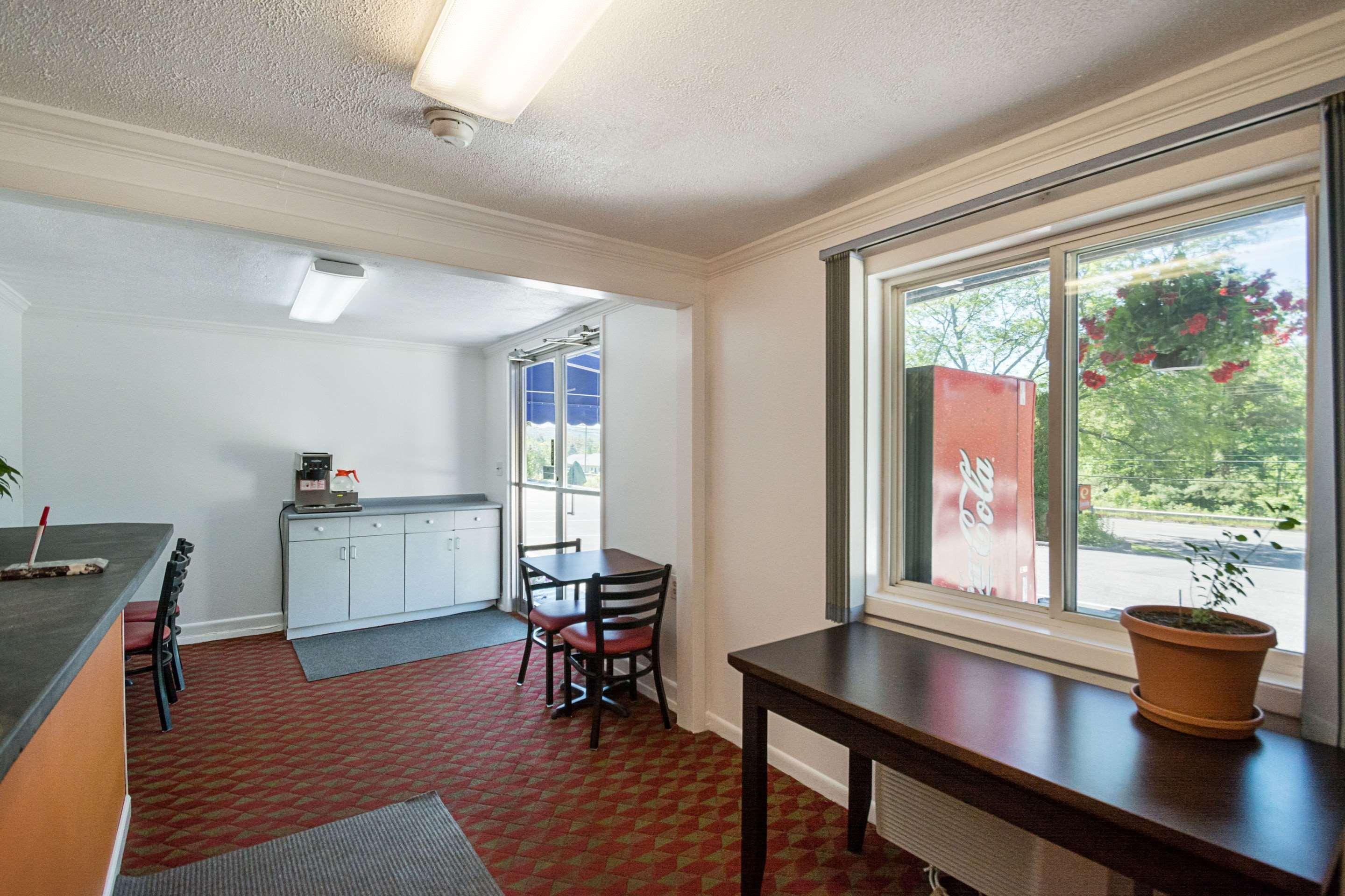 Econo Lodge Lee - Great Barrington Dış mekan fotoğraf