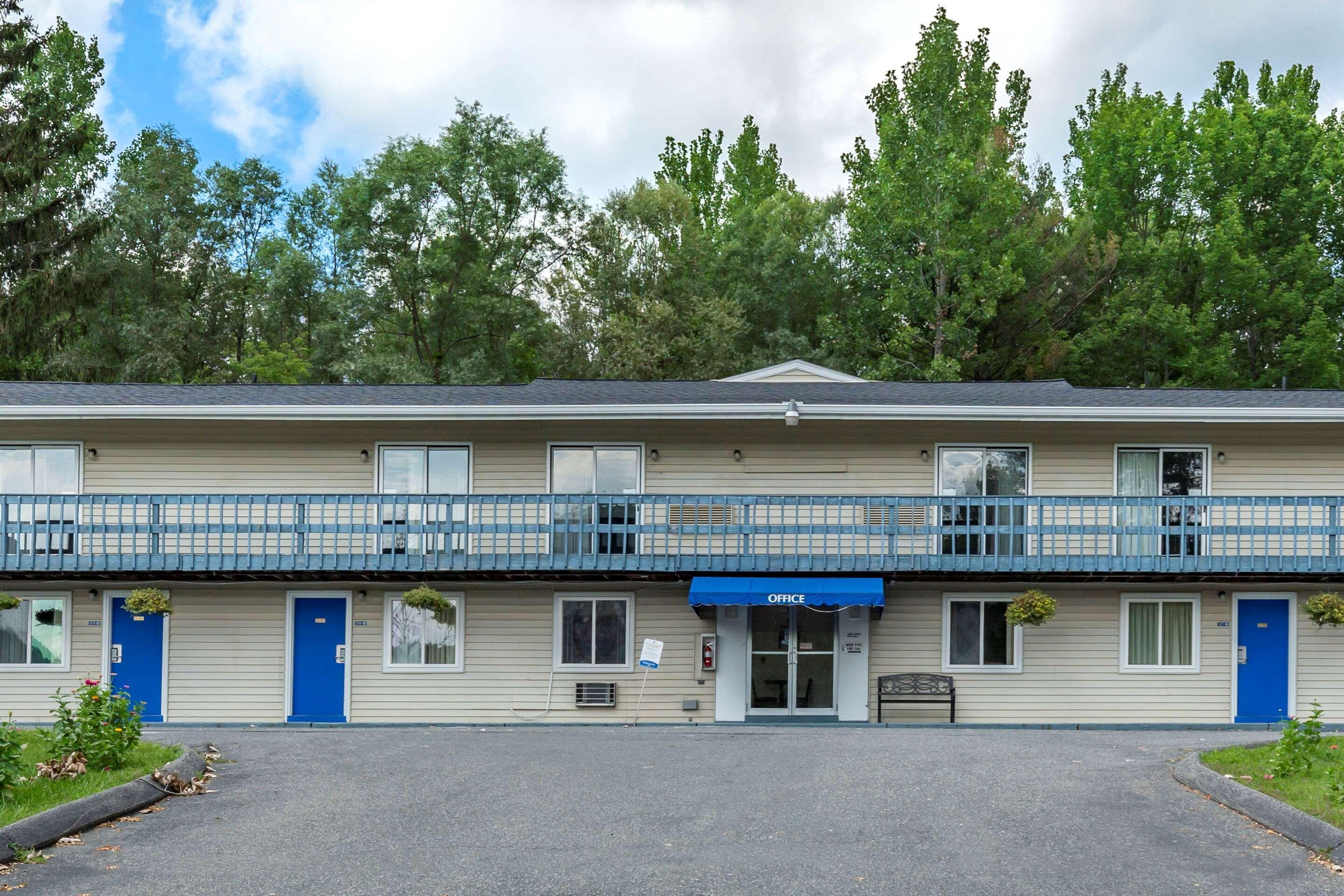 Econo Lodge Lee - Great Barrington Dış mekan fotoğraf