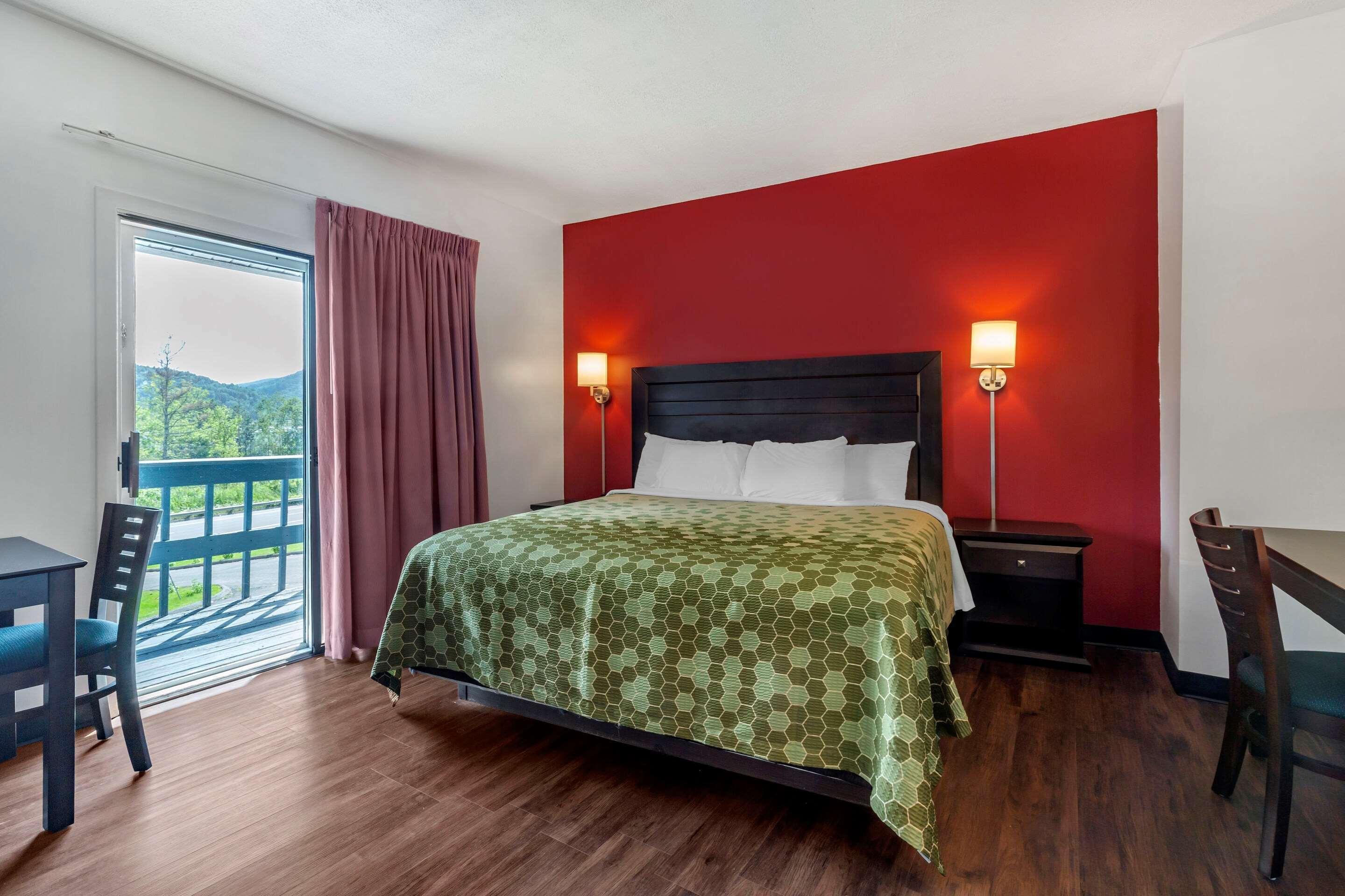 Econo Lodge Lee - Great Barrington Dış mekan fotoğraf