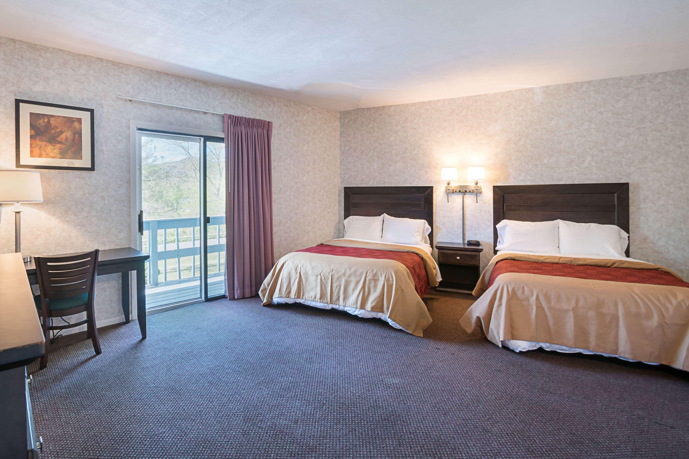 Econo Lodge Lee - Great Barrington Dış mekan fotoğraf