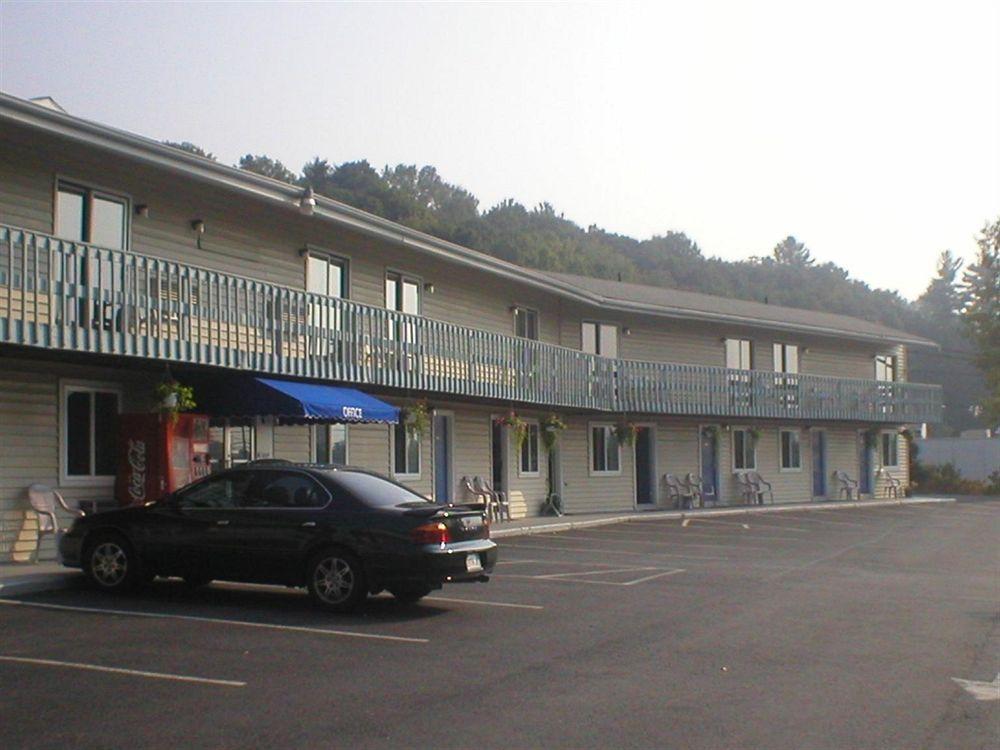 Econo Lodge Lee - Great Barrington Dış mekan fotoğraf