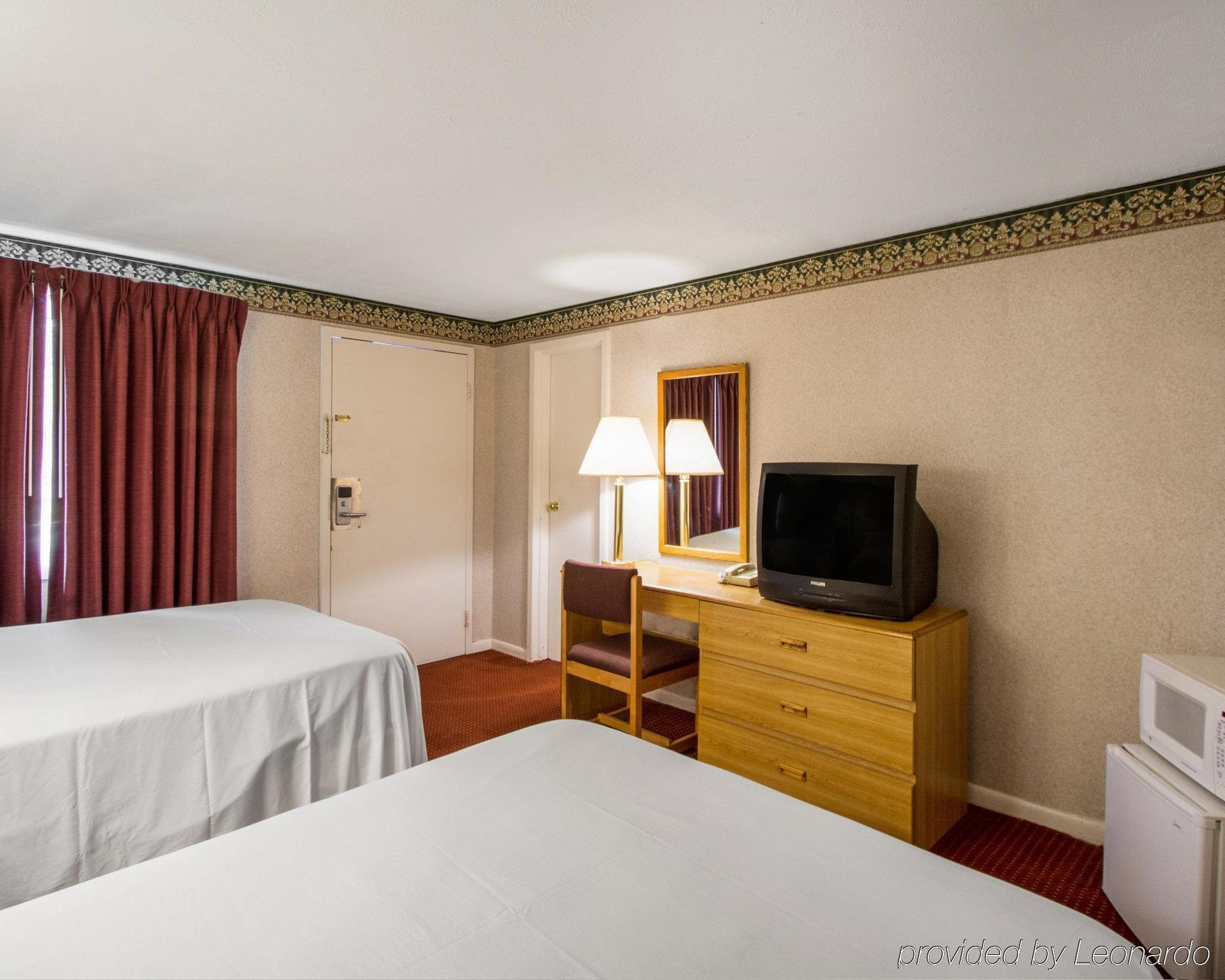 Econo Lodge Lee - Great Barrington Dış mekan fotoğraf