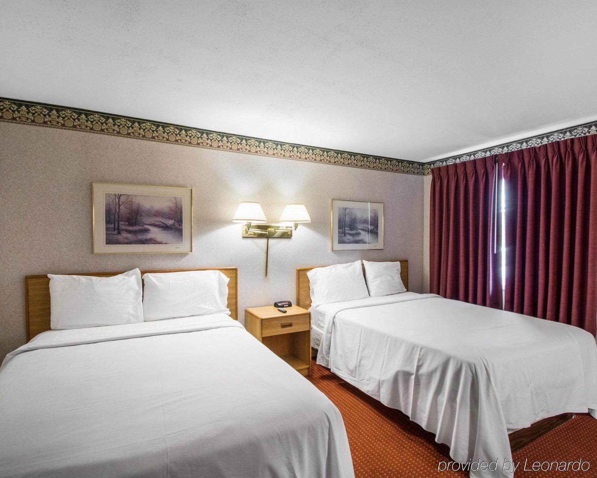 Econo Lodge Lee - Great Barrington Dış mekan fotoğraf