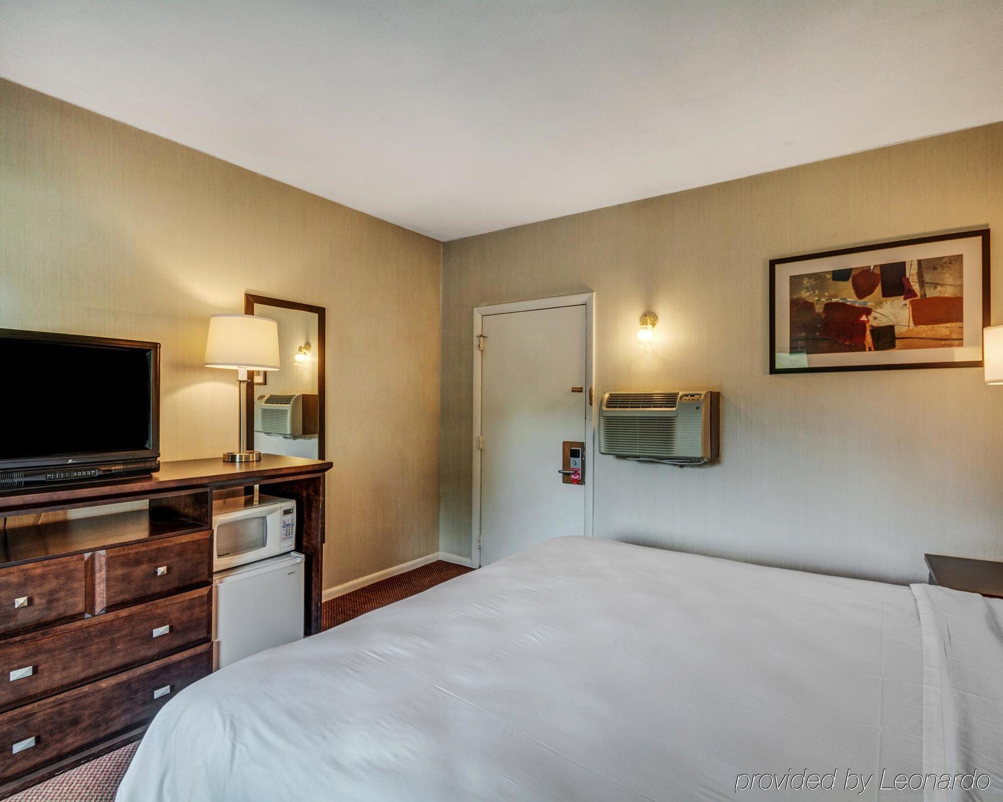 Econo Lodge Lee - Great Barrington Dış mekan fotoğraf