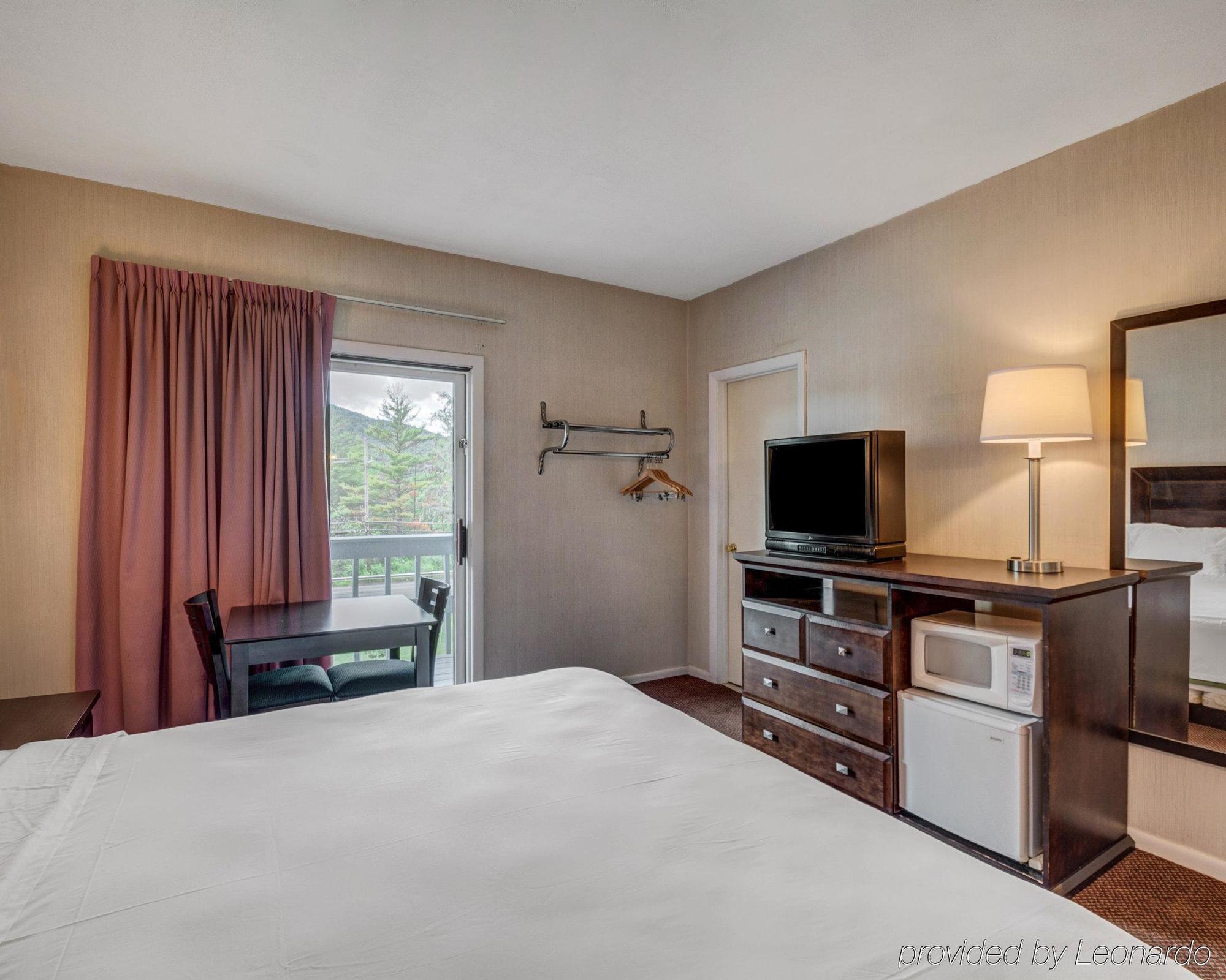 Econo Lodge Lee - Great Barrington Dış mekan fotoğraf